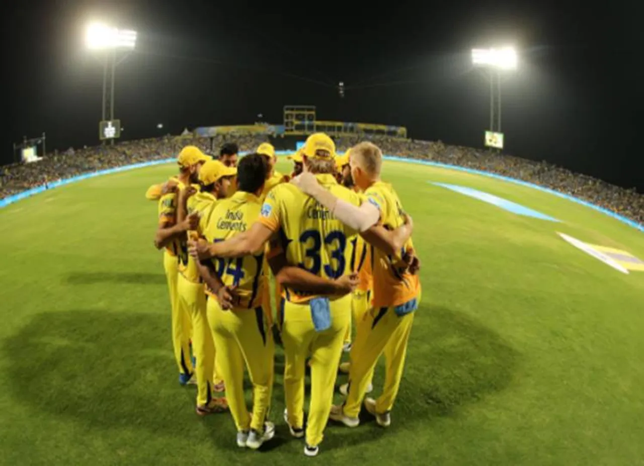 சென்னை சூப்பர் கிங்ஸ் vs டெல்லி டேர் டெவில்ஸ் Live Cricket Score Card