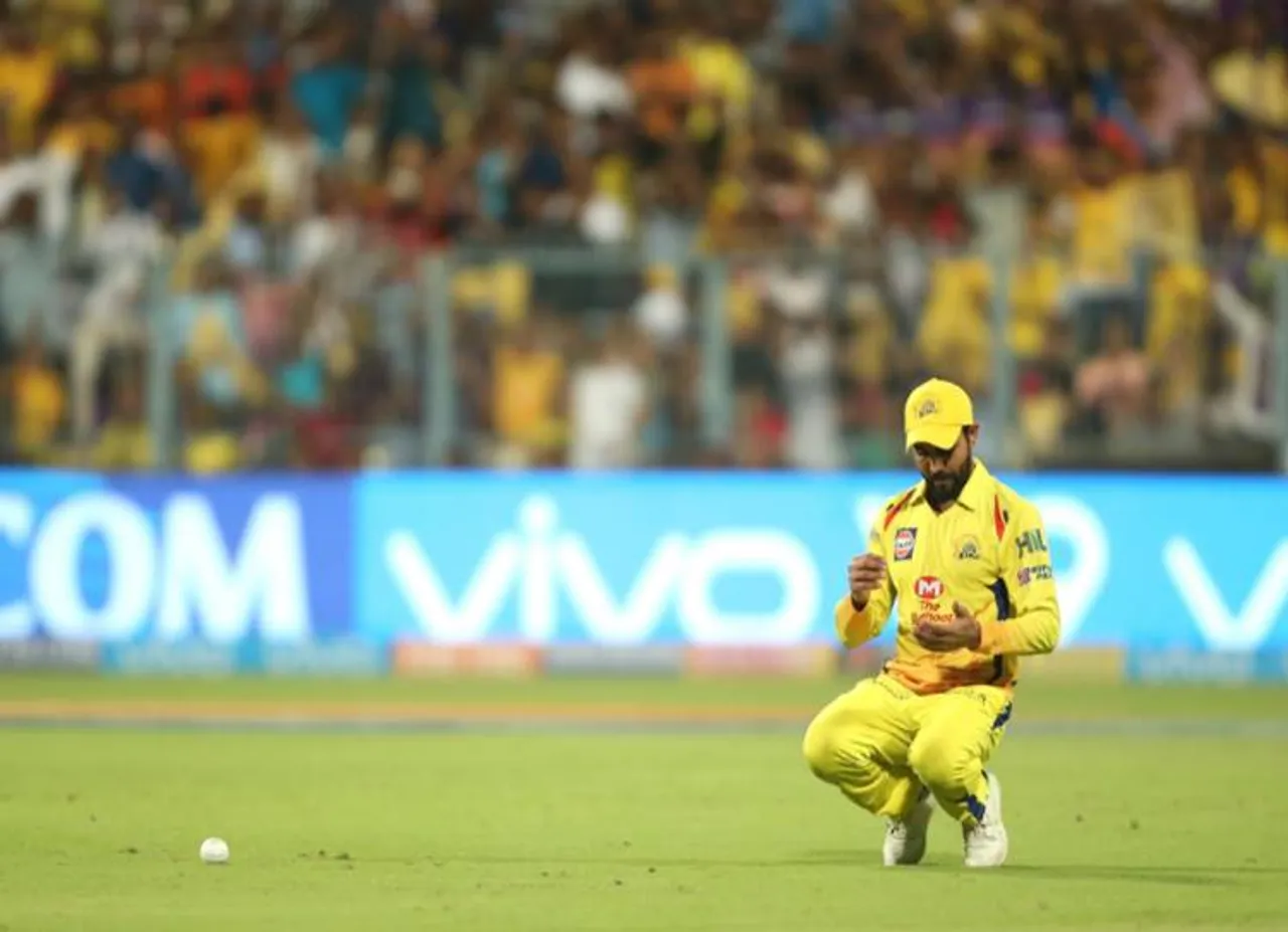ஏன்..? எதற்கு..? எதனால்..?  7 கோடி ரூபாய் பாரத்தை சுமக்கும் மகேந்திர சிங் தோனி!