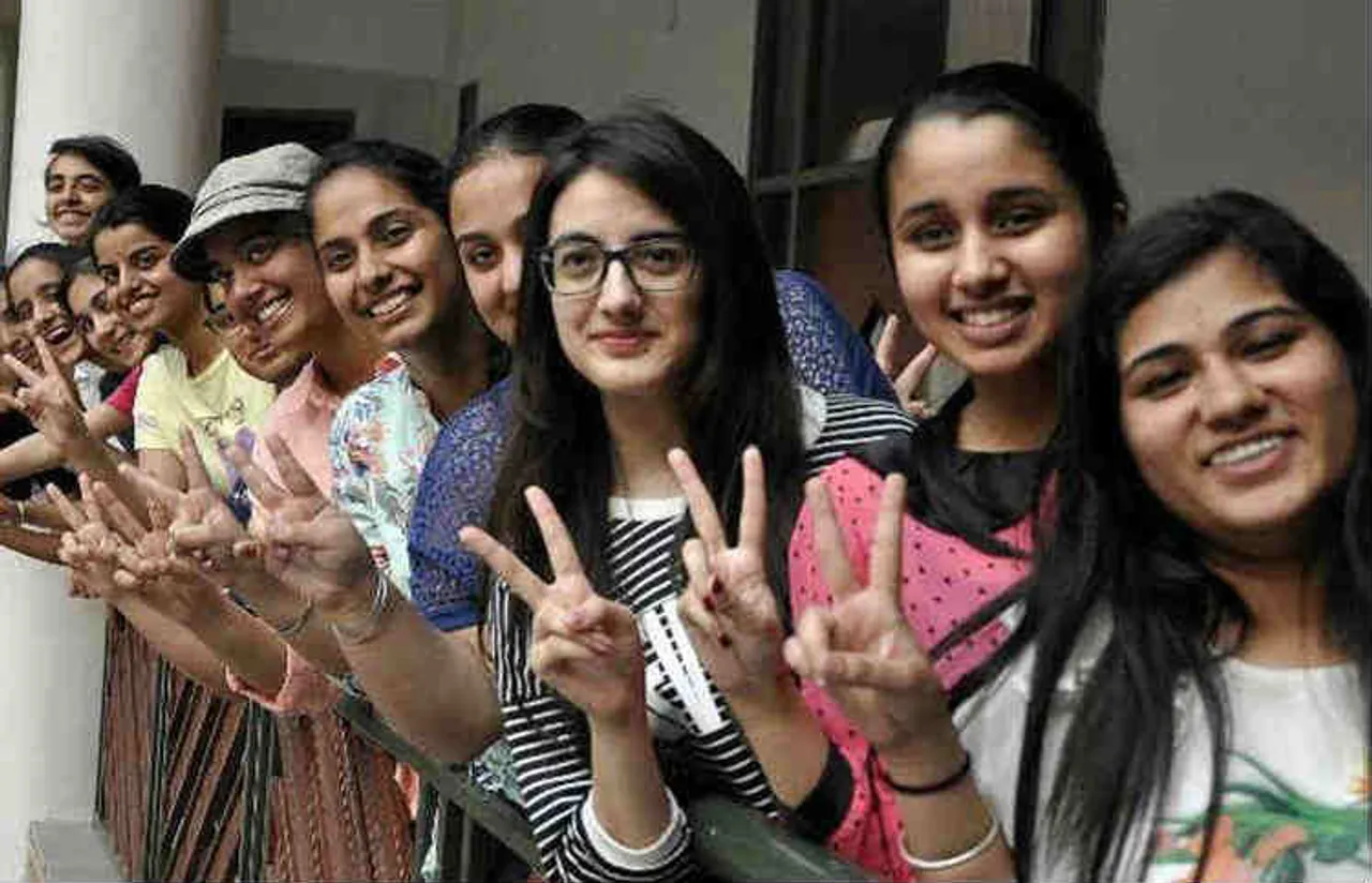 tn, tn result 2018, tn hsc result 2018, tn plus one result 2018, தமிழ்நாடு பிளஸ் ஒன் தேர்வு 2018 முடிவுகள்,