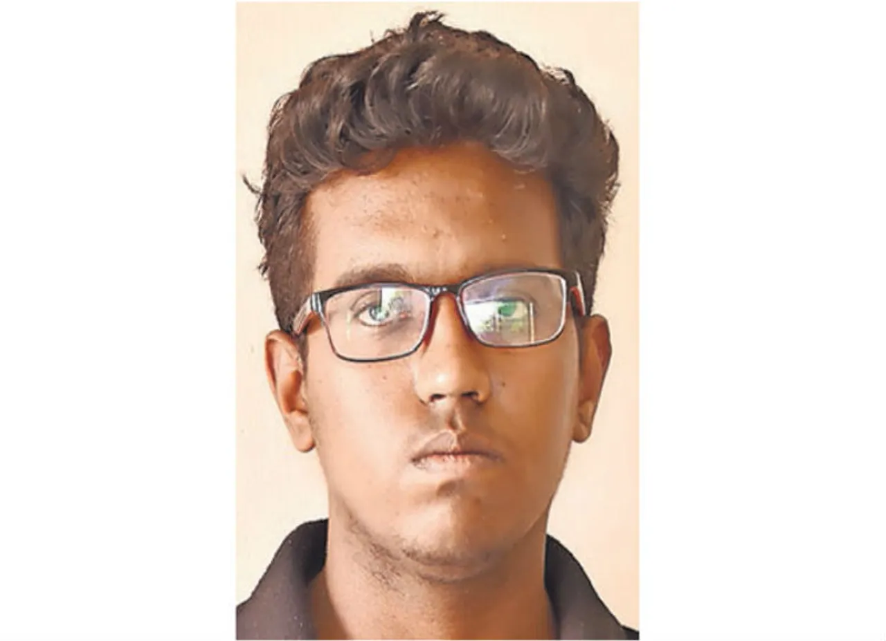 லேட்டாக வந்த மருத்துவ விண்ணப்பம்..  டாக்டர் படிக்க முடியாமல் தவிக்கும் மாணவன்!