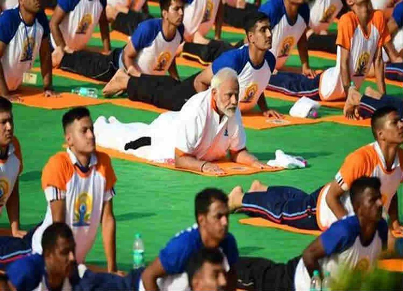 International Yoga Day - Modi , My Life My Yoga Video Contest , last date extended