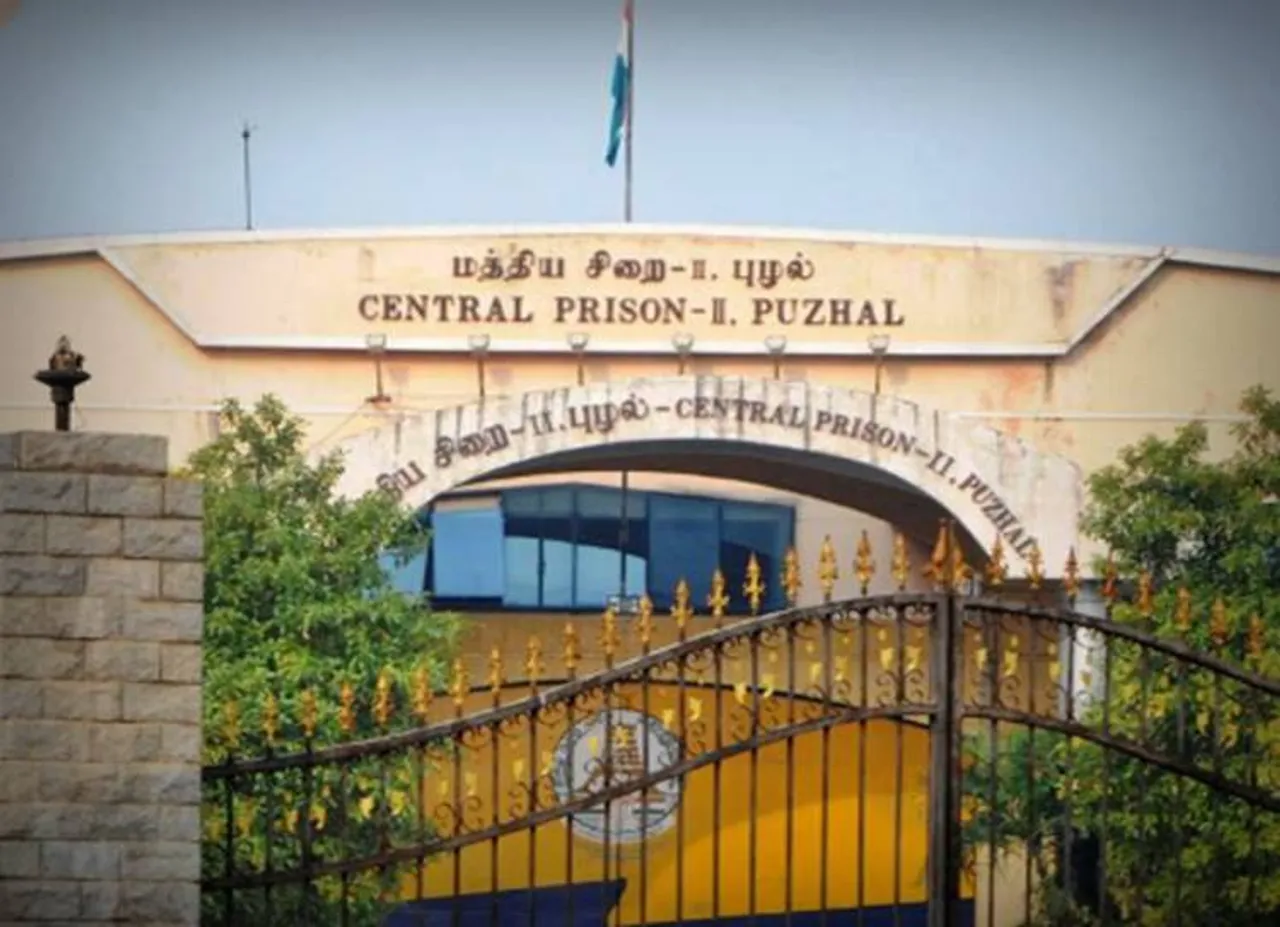 பாக்ஸர் முரளி கொலை விவகாரம்: இரண்டு சிறைத் துறை அதிகாரிகள் பணியிடை நீக்கம்!