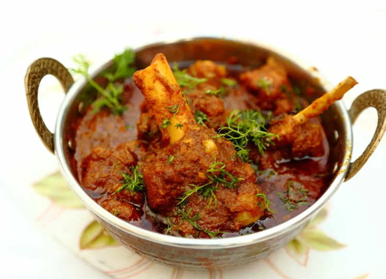மட்டன் குழம்பு மணக்க மறக்காமல் இதை சேருங்கள்!