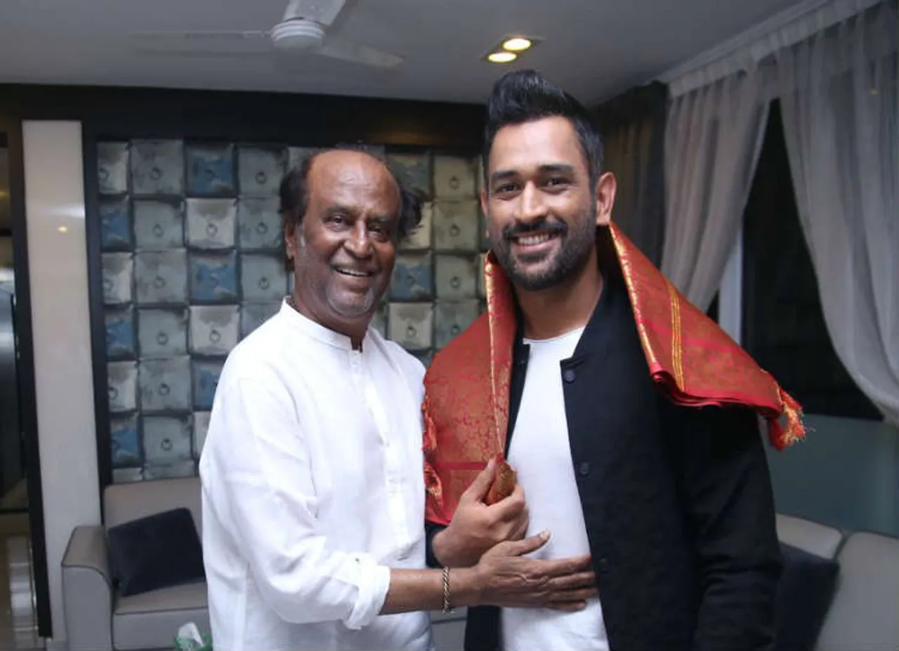 தோனியுடன் எடுத்த செல்ஃபீஸ்.. திரைப்பிரபலங்களின் வாழ்த்து மழையில் தல தோனி!