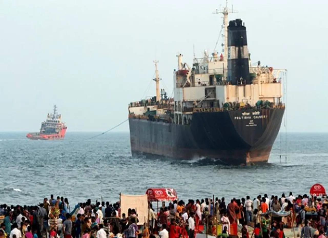 உயிர் காக்கும் படகு கவிழ்ந்து 6 ஊழியர்கள் பலியான சம்பவம்: கப்பல் கேப்டனுக்கு எதிரான வழக்கு ரத்து!