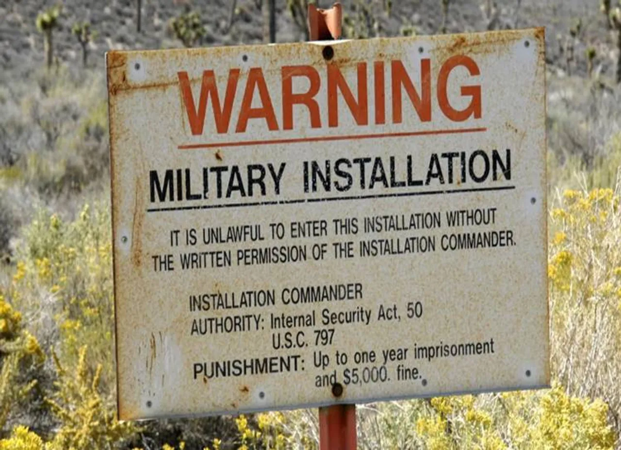 ஏலியன் உலவும் AREA 51