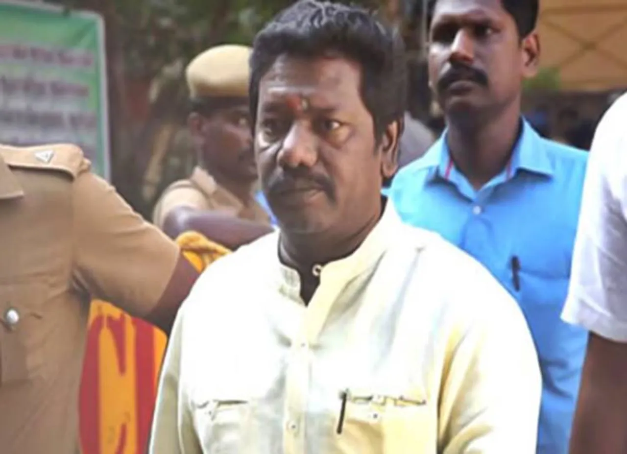 மன்னிப்பு கோரிய கருணாஸ்