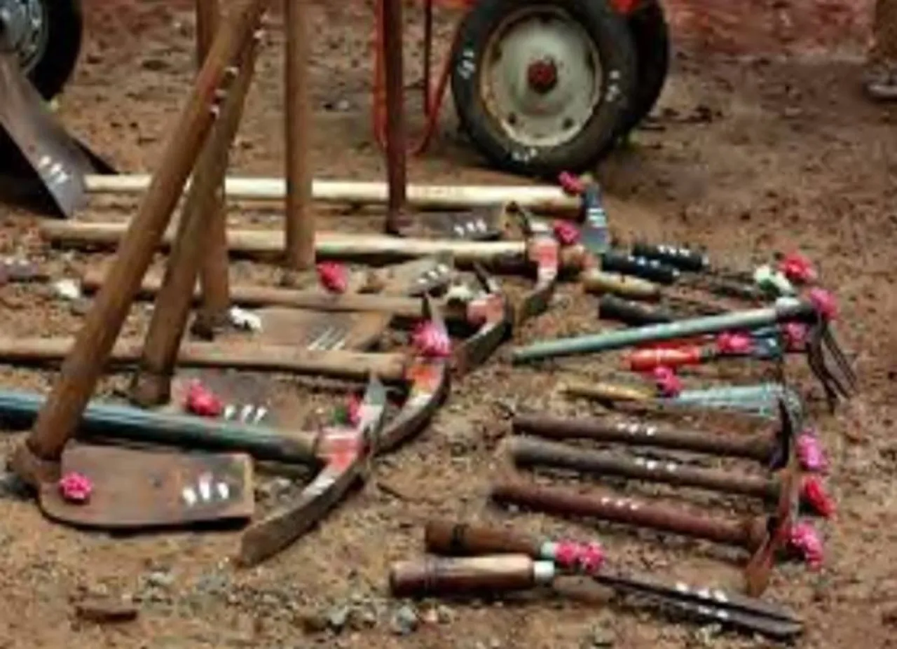 Ayudha Pooja , Saraswathi Pooja , Vijayadashami political party leaders tweets
