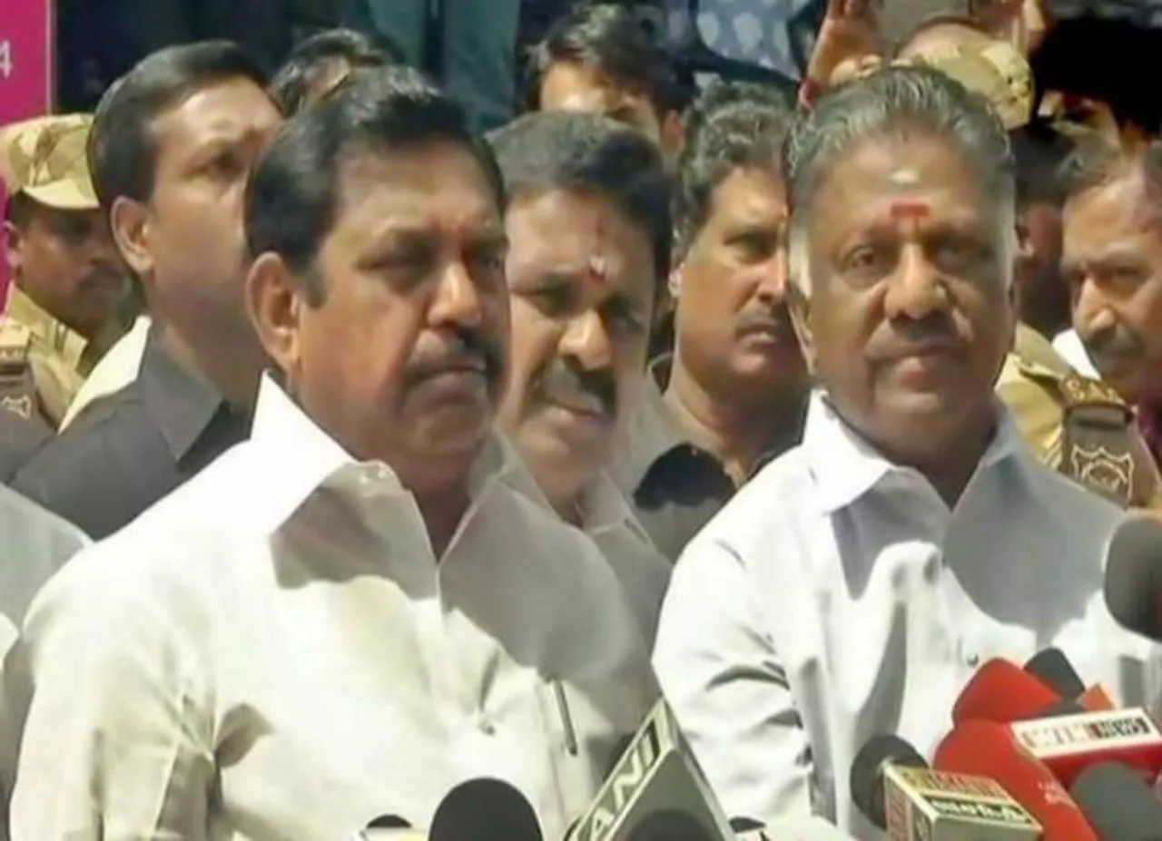 முதல்வர் பழனிசாமி, 18 mla's disqualification case