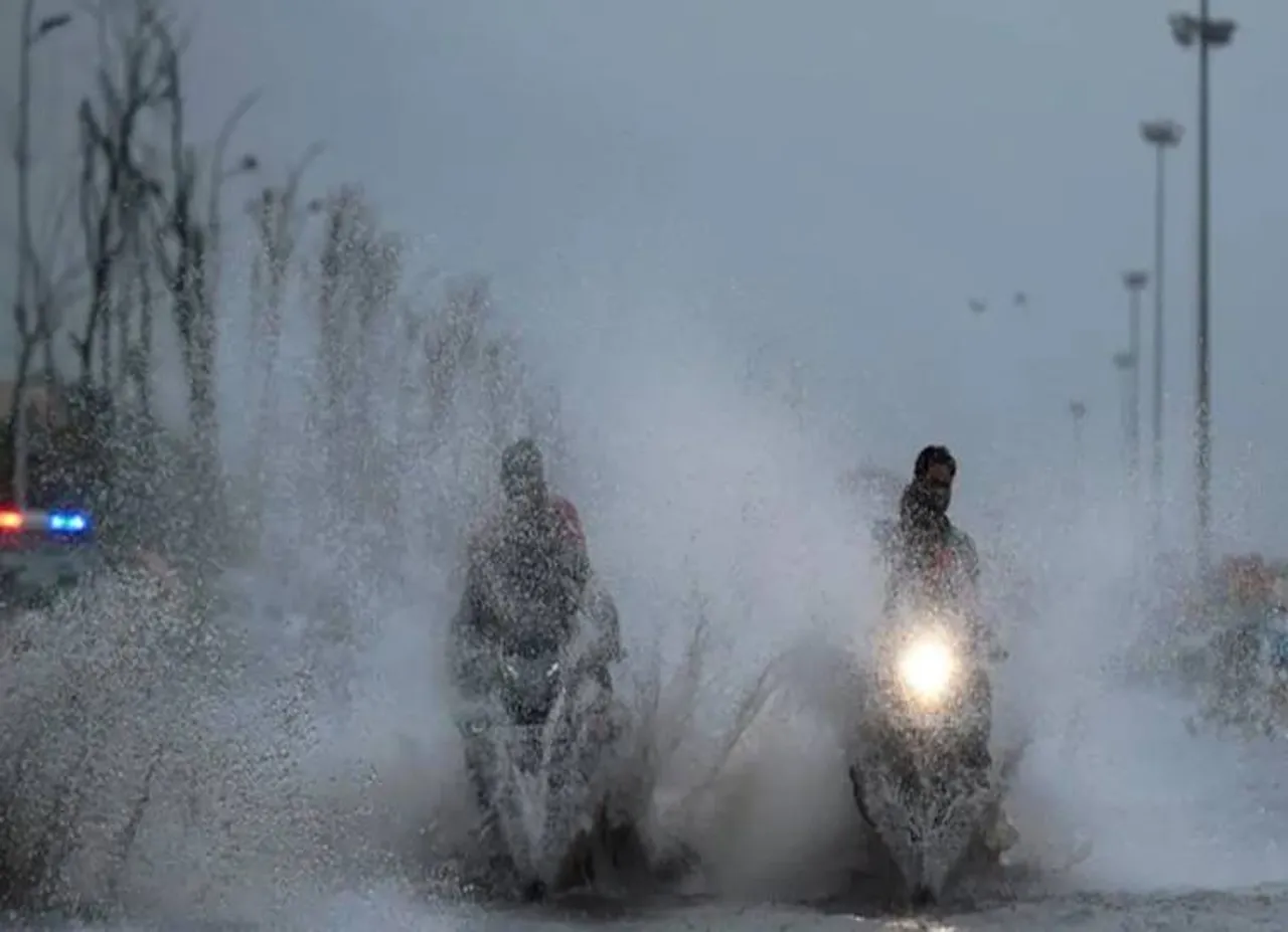 fani cyclone 2019, ஃபனி புயல், Bay of Bengal, தமிழ்நாடு வானிலை, red alert tamilnadu