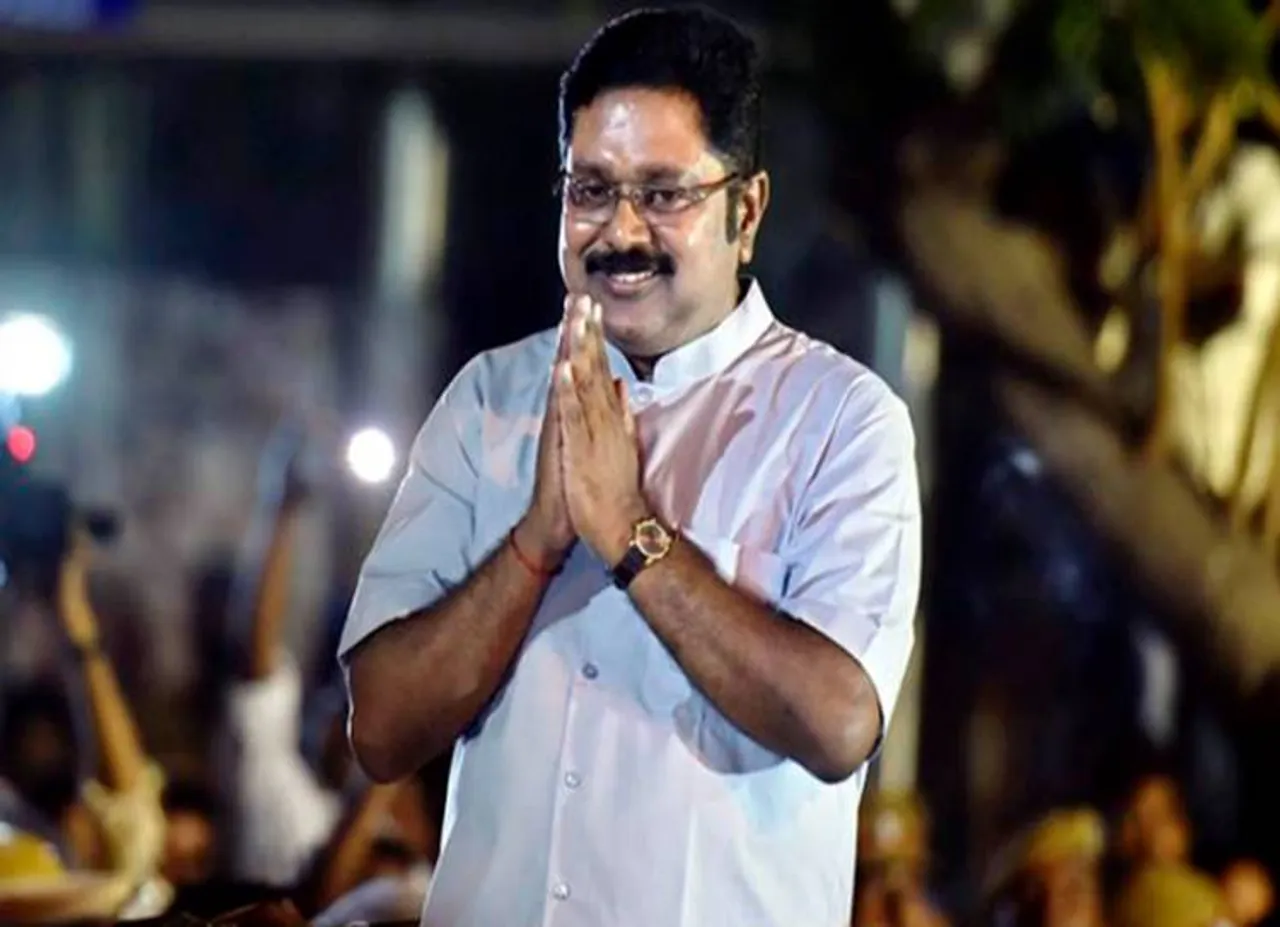 தேர்தல் அதிகாரிகளுக்கு லஞ்சம் கொடுக்க முயன்ற வழக்கு: டிடிவி மீது குற்றச்சாட்டு பதிவு செய்ய உத்தரவு!