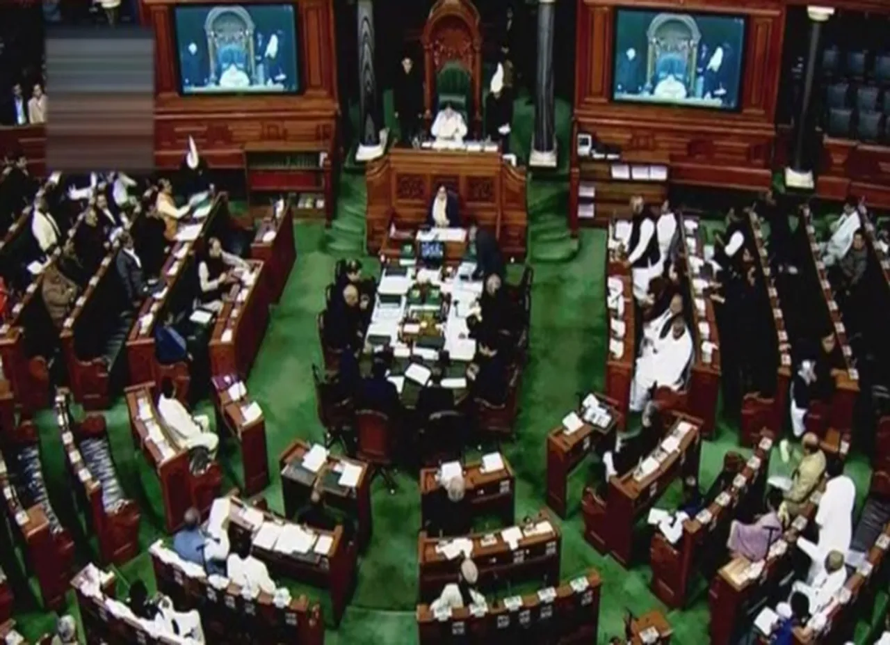 மேகதாது விவகாரம்: அதிமுக எம்.பி.க்கள் கடும் அமளி, மக்களவை நாள் முழுவதும் ஒத்திவைப்பு