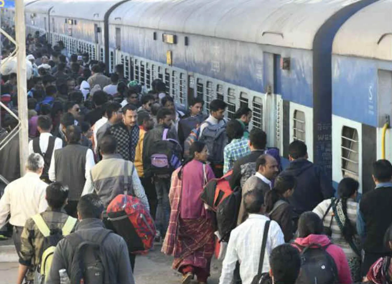 irctc ticket booking cost