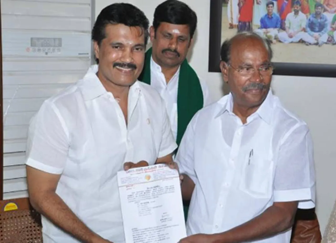 Actor Ranjith exit from PMK party after admk alliance - 'இன்னும் எத்தனை காலம் தான் ஏமாற்றுவீர்கள்?' - பாமகவில் இருந்து வெளியேறிய நடிகர் ரஞ்சித்
