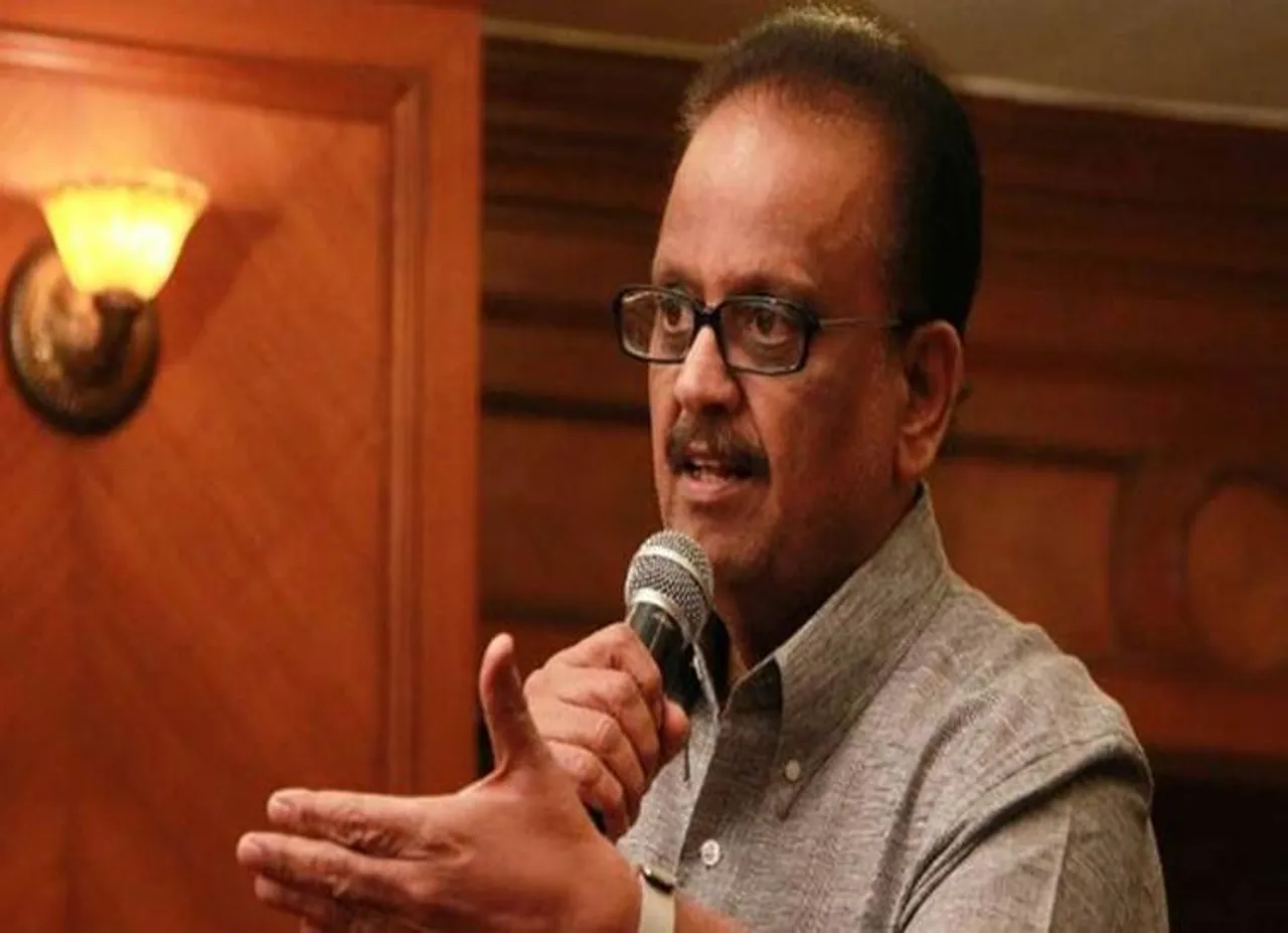 நடிகைகளின் ஆடை குறித்து விமர்சனமா? - இது என்ன எஸ்.பி.பி-யின் புதிய சர்ச்சை