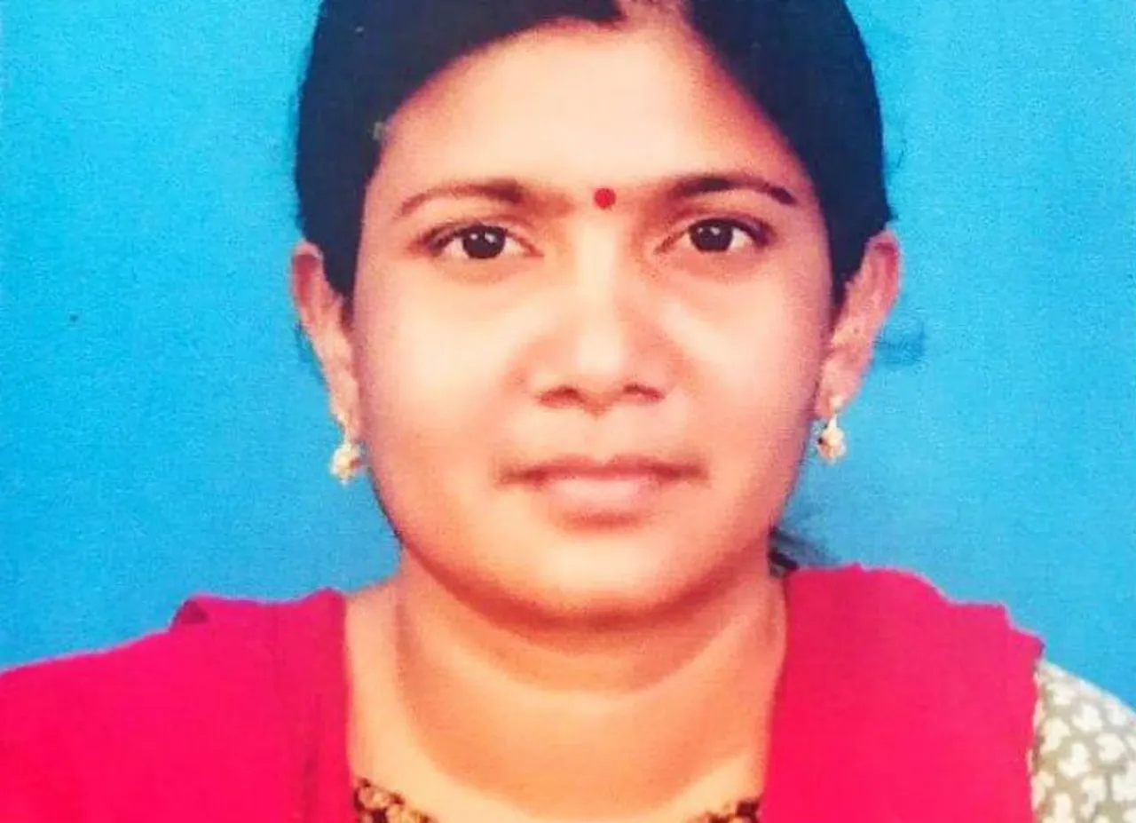 MBA graduate women arrested for producing fake notes
