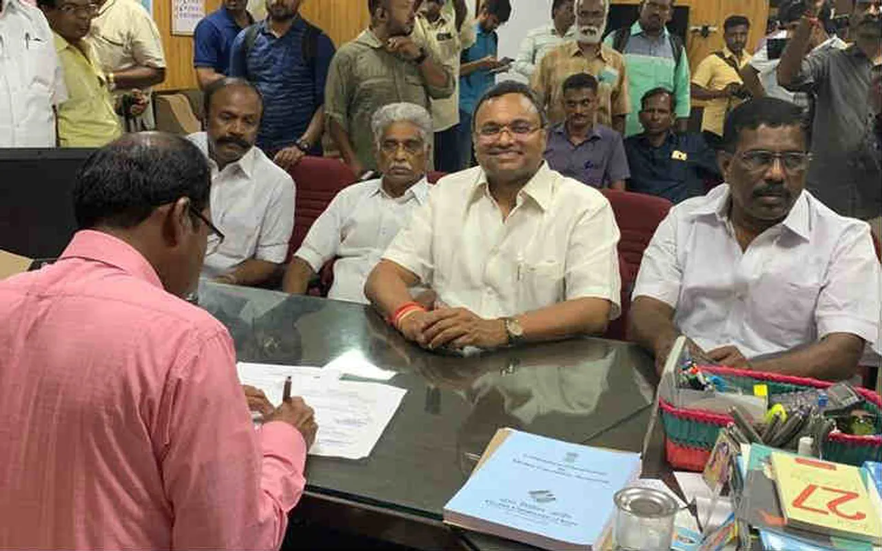 kanimozhi, karti p.chidambaram and Key candidates filing nominations