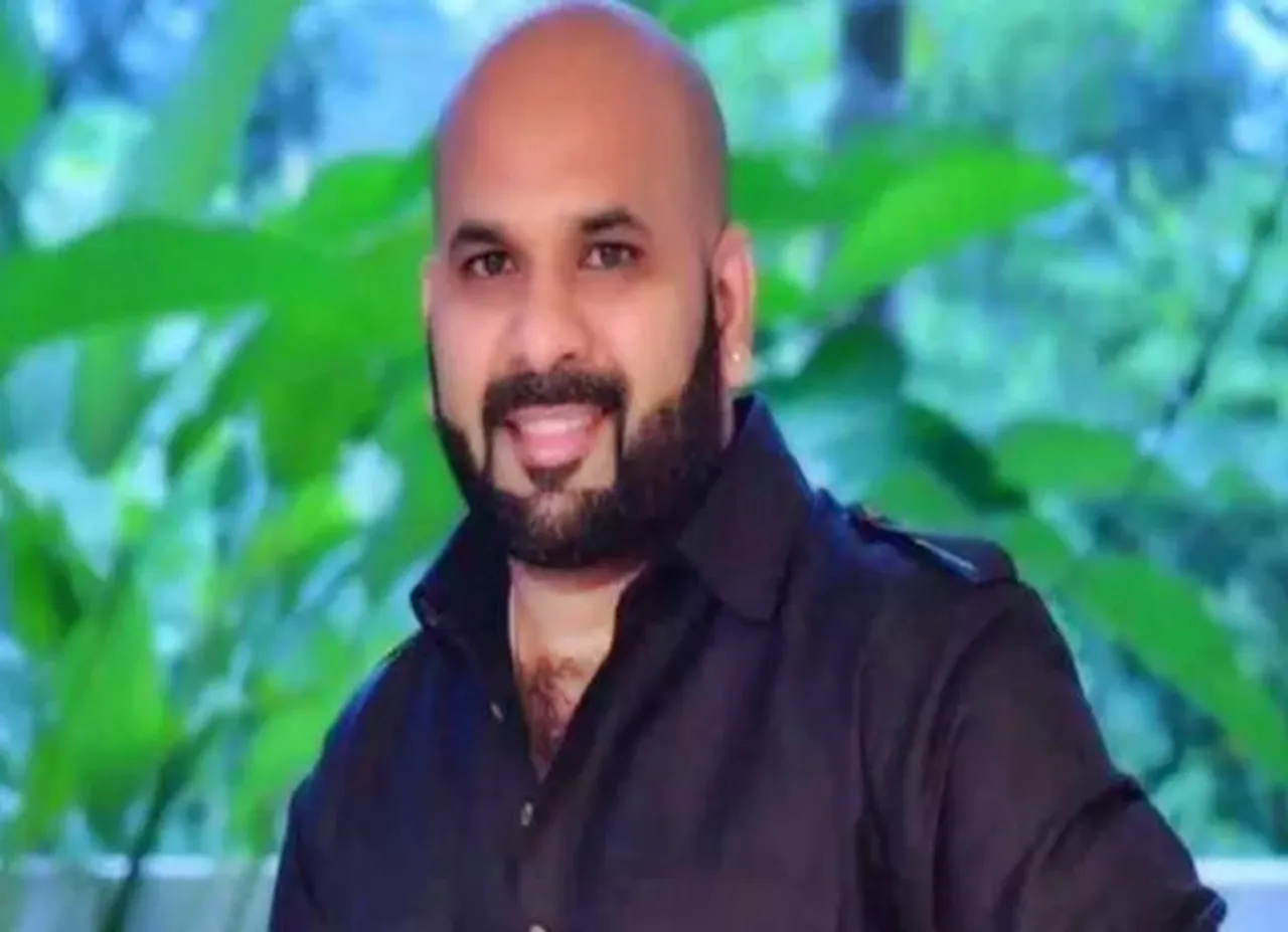 CPM Kerala chief kodiyeri balakrishnan son binoy booked for rape case - கேரள சிபிஎம் தலைவர் மகன் மீதான பாலியல் புகாரில் வழக்குப்பதிவு! பணம் கேட்டு மிரட்டுவதாக குற்றச்சாட்டு