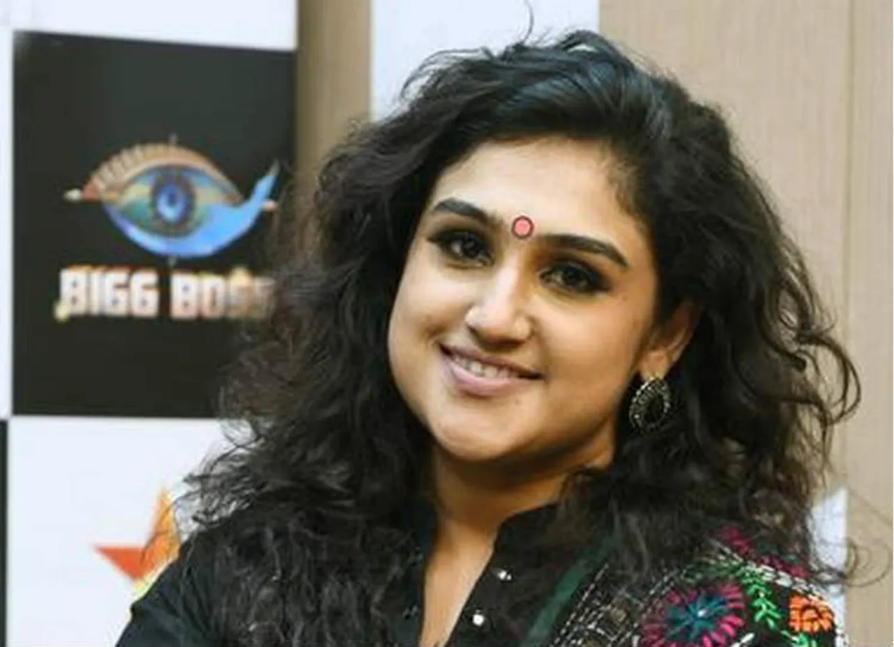 Bigg Boss Vijayakumar 3rd marriage with peter paul
