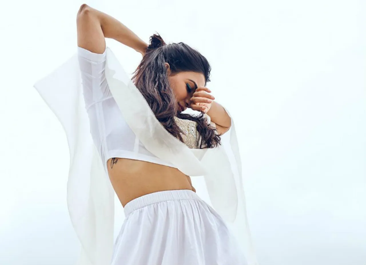 Samantha akkineni yoga photo