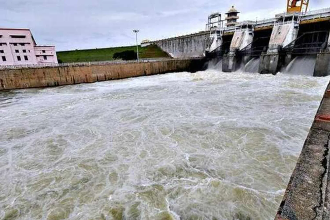 தமிழகத்திற்கு 5 நாட்களுக்கு தண்ணீர் தர வேண்டும் : கர்நாடகாவிற்கு உத்தரவு