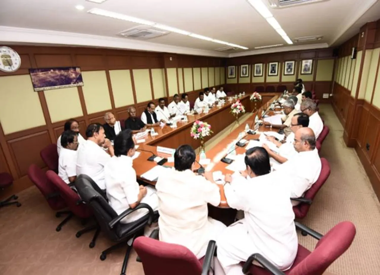Jammu Kashmir issue: DMK All Party Meeting convened by Dravida Munnetra Kazhagam chief MK Stalin at anna arivalayam- திமுக அனைத்துக் கட்சிக் கூட்டம்