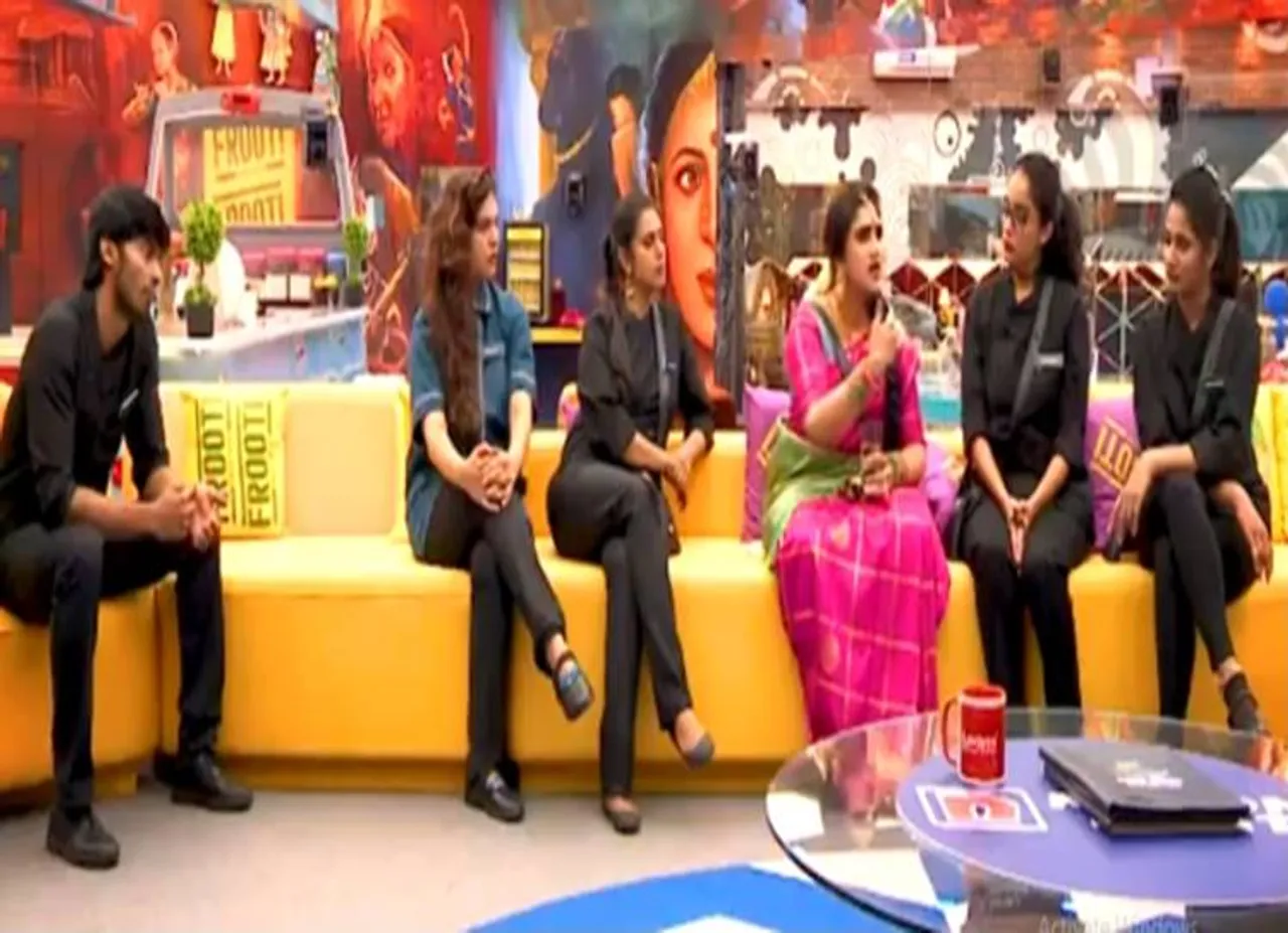 Bigg Boss Tamil 3, Episode 50 August 12, 2019 Written Update: கவின் ஒர்த் இல்ல... ஃபிராடு லோஸ்லியா - முதல் நாளே முட்டி தேய விட்ட வனிதா!