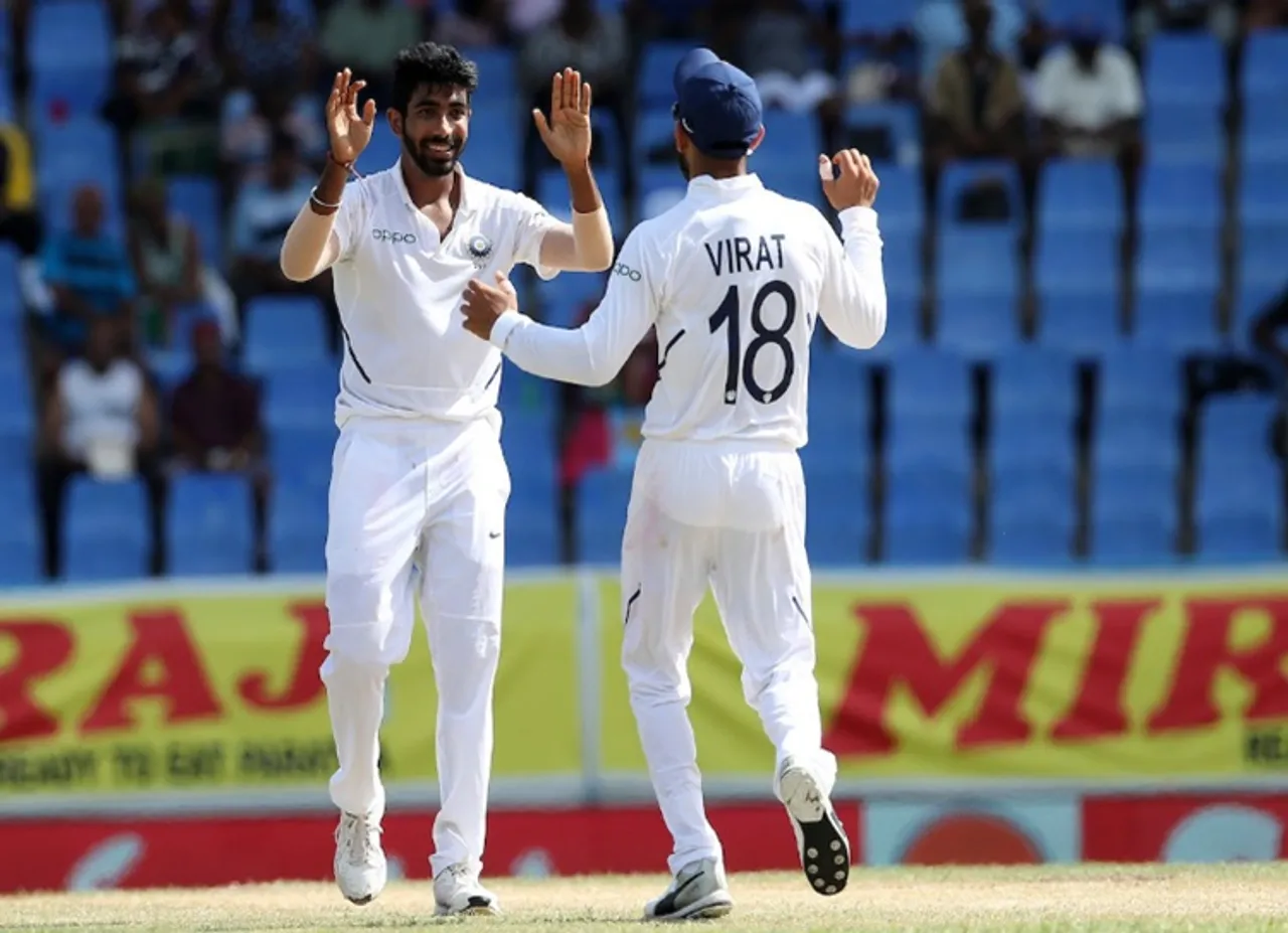 ind vs wi 1st test match 3rd day live bumrah fastest 50 test wickets among pacers - இதுவரை எந்தவொரு இந்திய ஃபாஸ்ட் பவுலரும் படைக்காத ஒரு சாதனை! மிரட்டும் பும்ரா