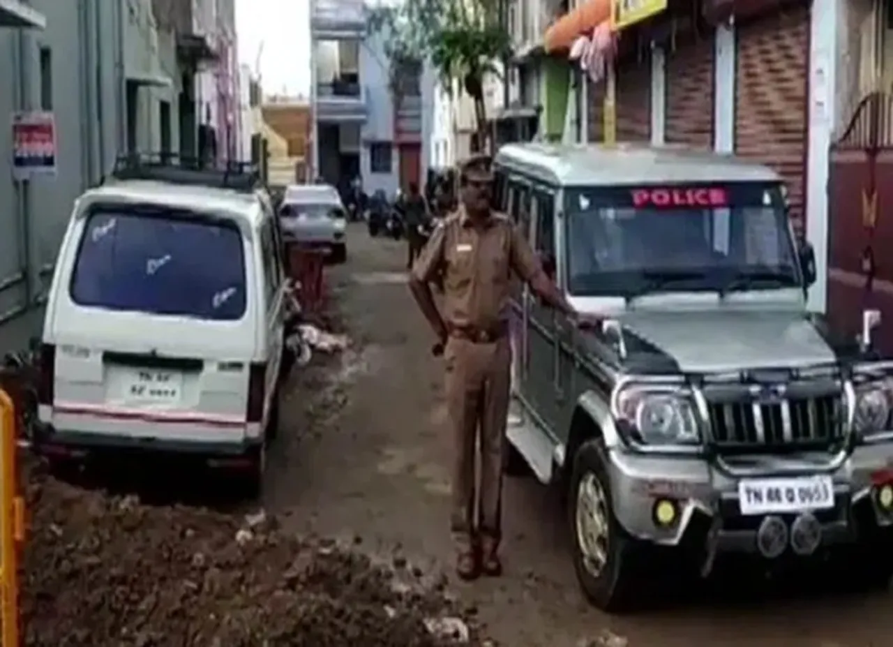 NIA raids 5 locations at Coimbatore in Islamic State terror funding probe - கோவையில் 5 இடங்களில் என்.ஐ.ஏ அதிகாரிகள் தீவிர சோதனை