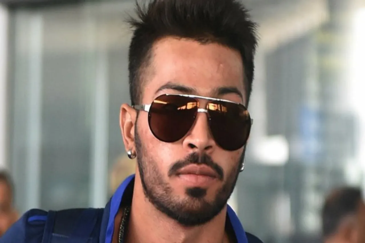 hardik pandya throwback picture ind vs sa t20 - 'டக்குன்னு வளரல; மேடு பள்ள பயணத்தில் ஜெயித்து இங்கு வந்திருக்கேன்' - வைரலாகும் ஹர்திக் பாண்ட்யா ஃபோட்டோ