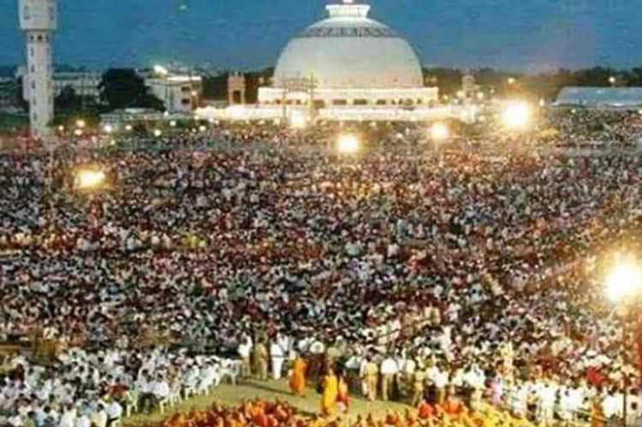deekshabhoomi to nagpur railway station,deekshabhoomi distance, deekshabhoomi nagpur pin code, babasaheb dr ambedkar, babasaheb dr ambedkar embraced buddhism, தீக்‌ஷா பூமி, நாக்பூர், பாபாசாகேப் அம்பேத்கர், அம்பேத்கர் பௌத்தம் தழுவினார், தீக்‌ஷா பூமி பயணம், விஜயதசமி, vijayadasami day, deekshabhoomi contact number, deekshabhoomi pincode, dikshabhumi information in marathi,diksha bhumi nagpur wallpaper, nagpur dikshabhumi today,