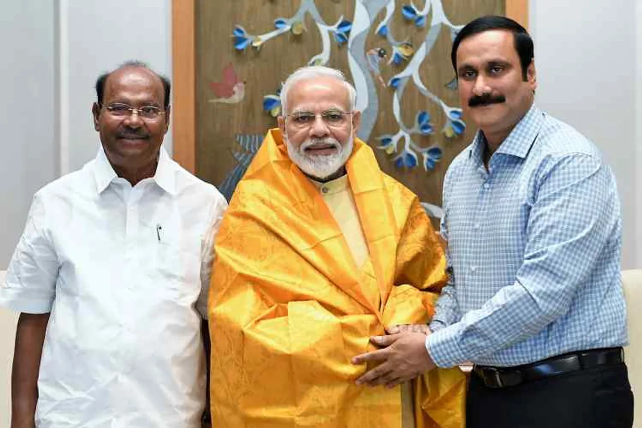PMK Founder Ramadoss met PM Modi, Ramadoss and Anbumani Ramadoss met PM Modi, Ramadoss met PM Modi in Delhi, பாமக நிறுவனர் ராமதாஸ் பிதமர் மோடி சந்திப்பு, ராமதாஸ், அன்புமணி மோடி சந்திப்பு, PMK Founder Ramadoss, former minister anbumani, BJP