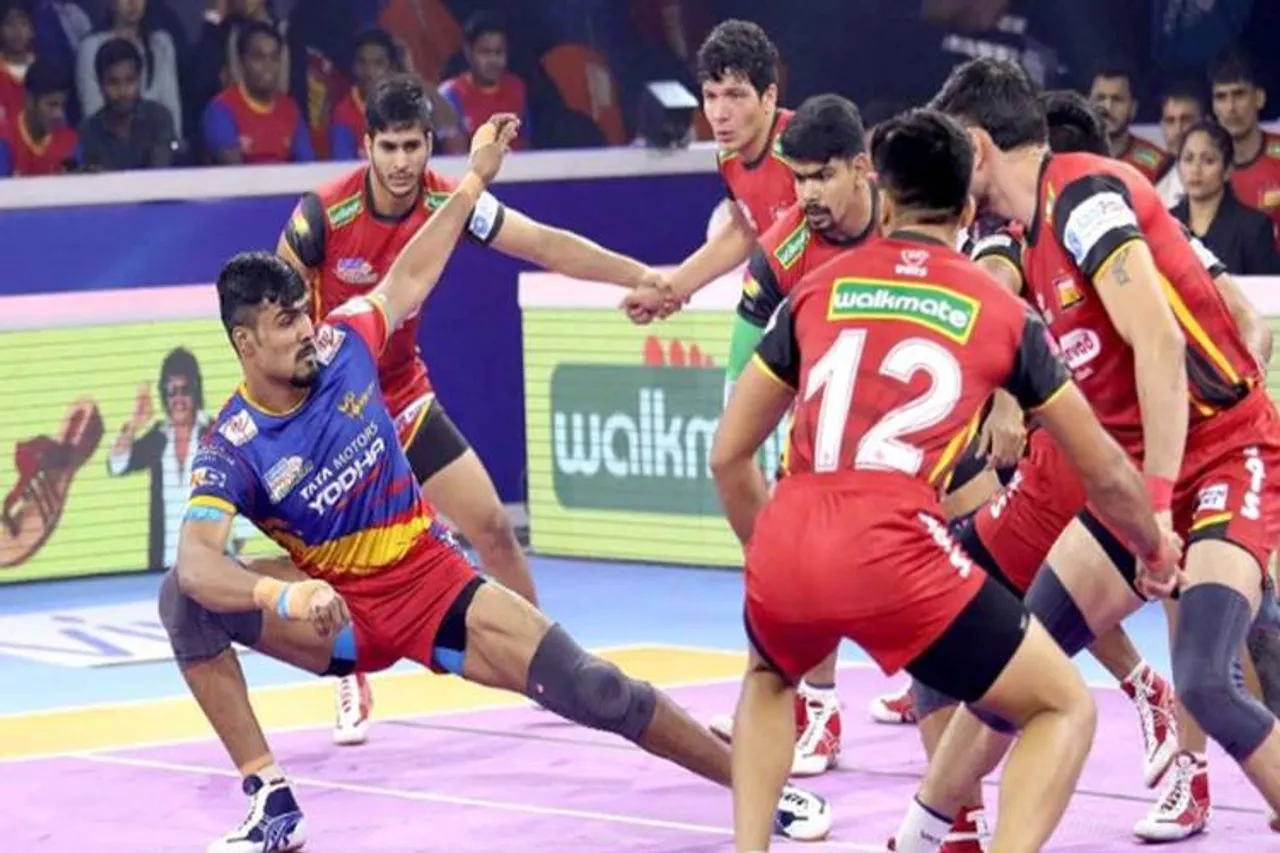 Pro Kabaddi League 2019 Playoffs Semi-final Live Streaming When and Where to Watch - Pro Kabaddi League 2019 Playoffs Semi-final Live Streaming: இரண்டு அரையிறுதி போட்டிகள் - உங்கள் மொபைல் மூலம் பார்ப்பது எப்படி?
