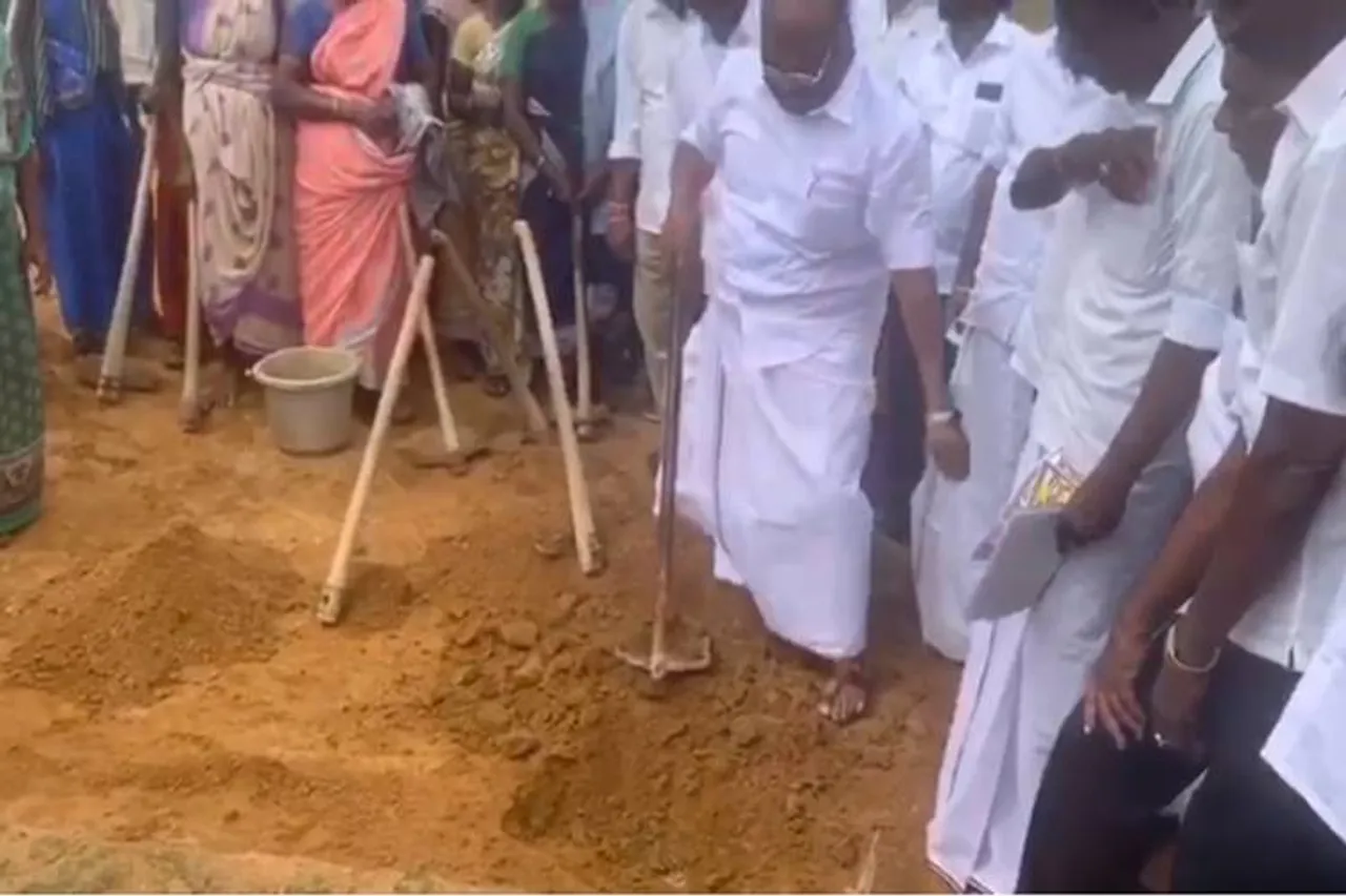 tamil nadu by elections nanguneri vikravandi minister jayakumar sp velumani campaigns - அதகளமாகும் அமைச்சர்களின் இடைத் தேர்தல் பிரச்சாரம் - இன்னும் பல வித்தைகள் இருக்கு!