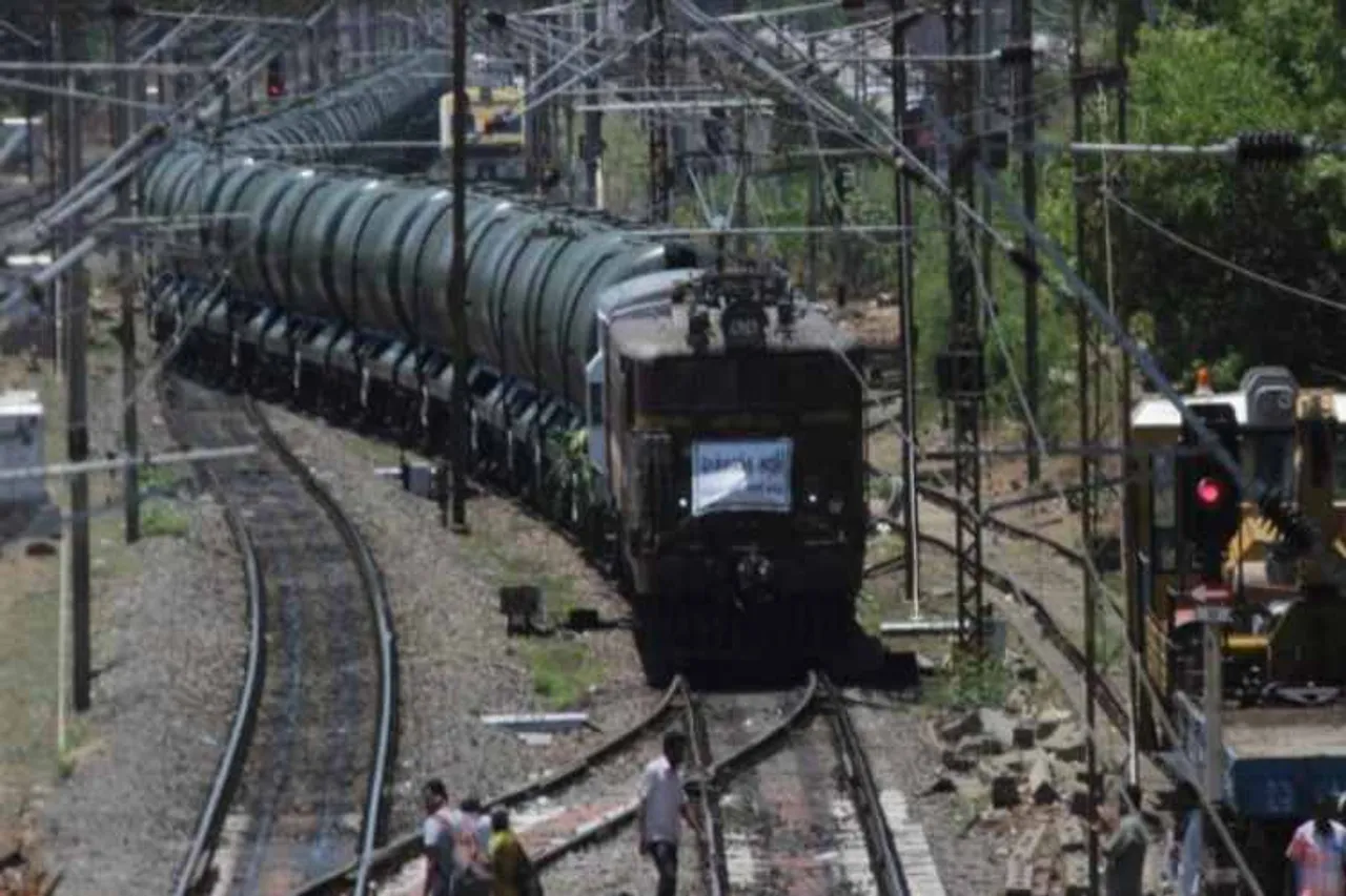 Chennai water scarcity, , water train , vellore water for chennai people, jolarpet chennai water supply stopped, jolarpet chennai water supply, jolarpet chennai