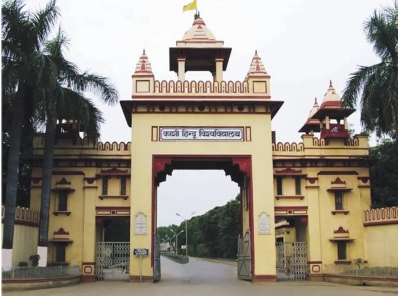 BHU students protest Sanskrit Assistant Professor Firoze Khan