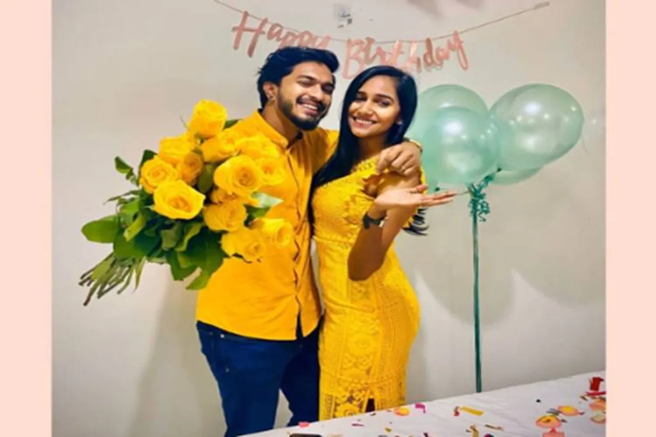 bigg-boss-3-winner mugen rao announced his girl friend - 'ரகசிய காதலி அல்ல; இனி எல்லாம் அவளே' - புகைப்படம் வெளியிட்ட பிக்பாஸ் வின்னர் முகென்