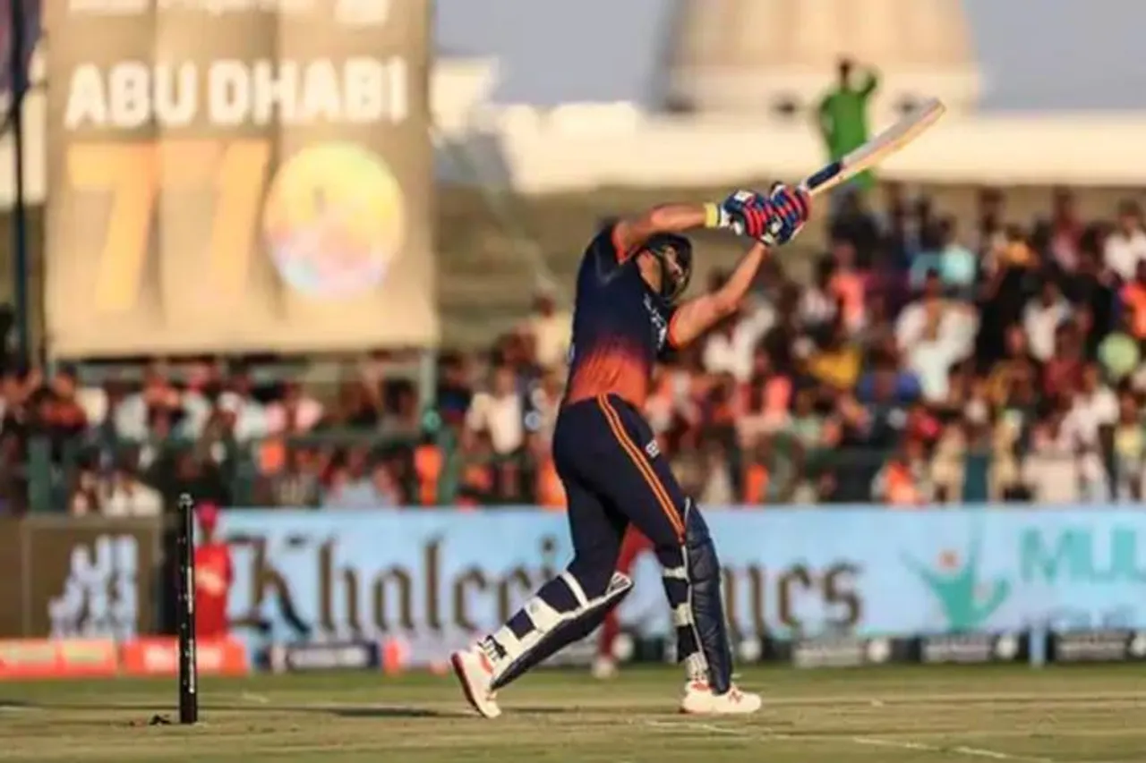 yuvraj singh six t10 league video - இப்படியொரு யுவராஜை தான் ரசிகர்கள் கேட்டாங்க! இனி வயசுக்கு வந்தா என்ன.... (வீடியோ)
