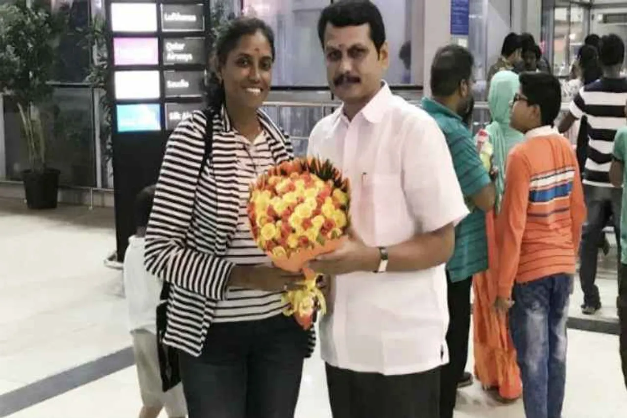 mp jothimani, jothimani tweet about her dress, mp jothimani replies for her criticism,, senthilbalaji, mla. dmk, congress