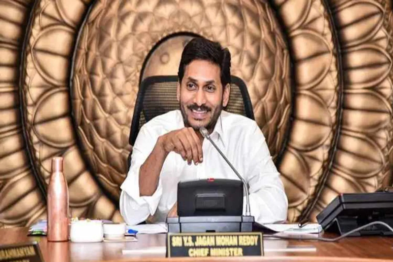 மதுவிலக்கு மாநிலம் ஆகிறது ஆந்திரா : பார்களுக்கான லைசென்ஸ் கட்டணம் கிடுகிடு...