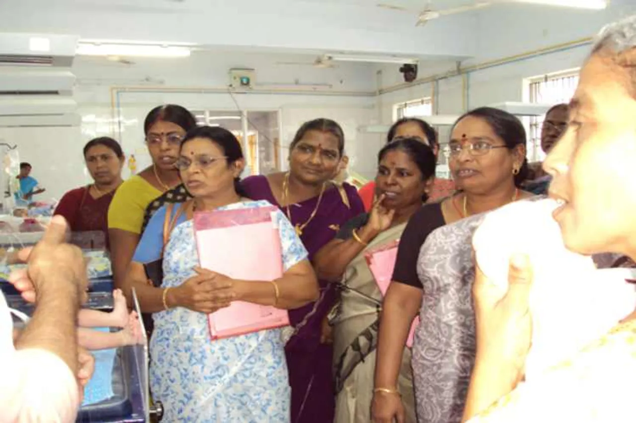 தமிழகத்தில் 12 லட்சம் அரசு ஊழியர்களுக்கு ஈட்டிய விடுப்பு ஊதியம், அகவிலைப்படி உயர்வு ரத்து