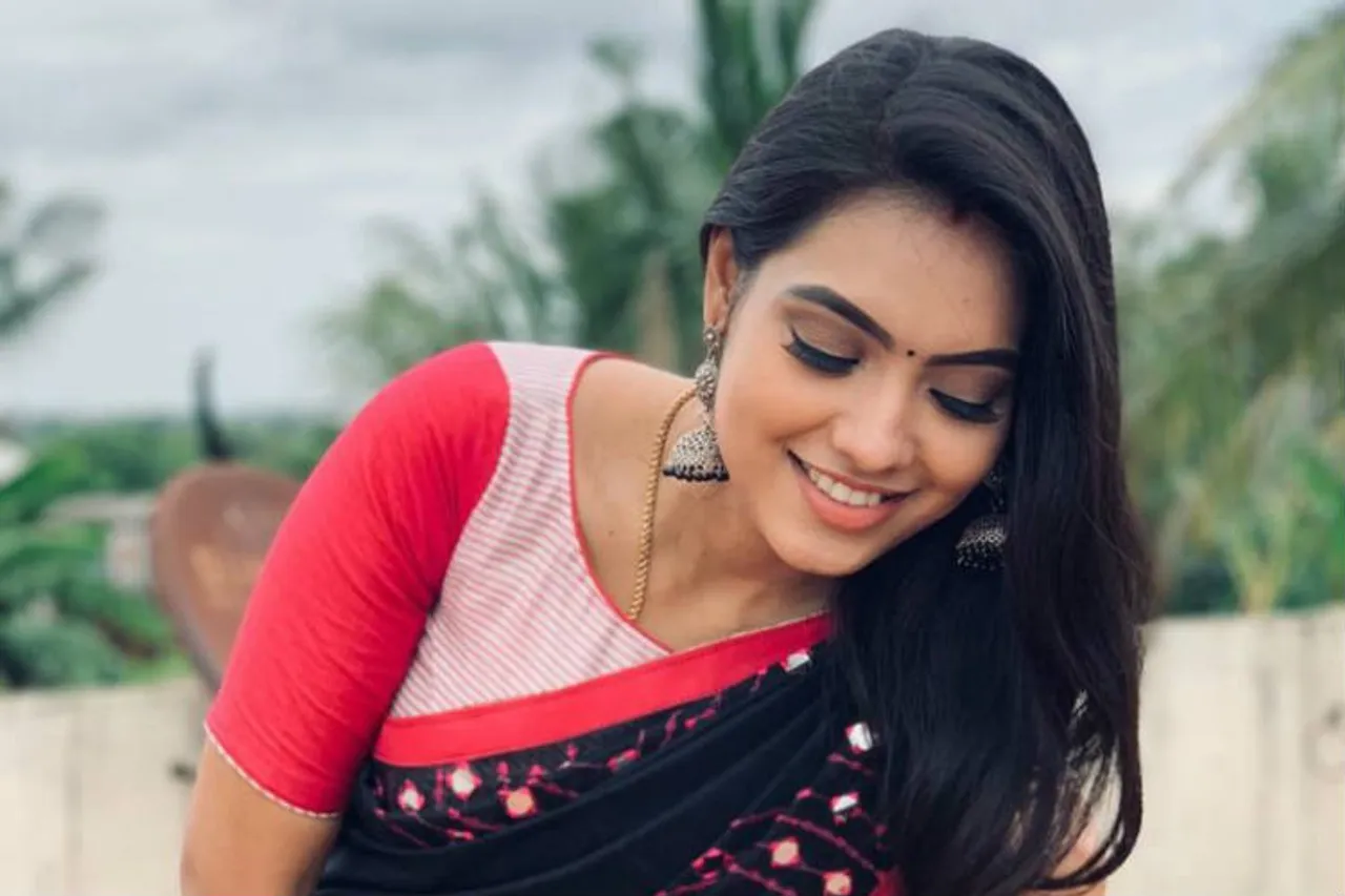Eeramana Rojave Pavithra Janani