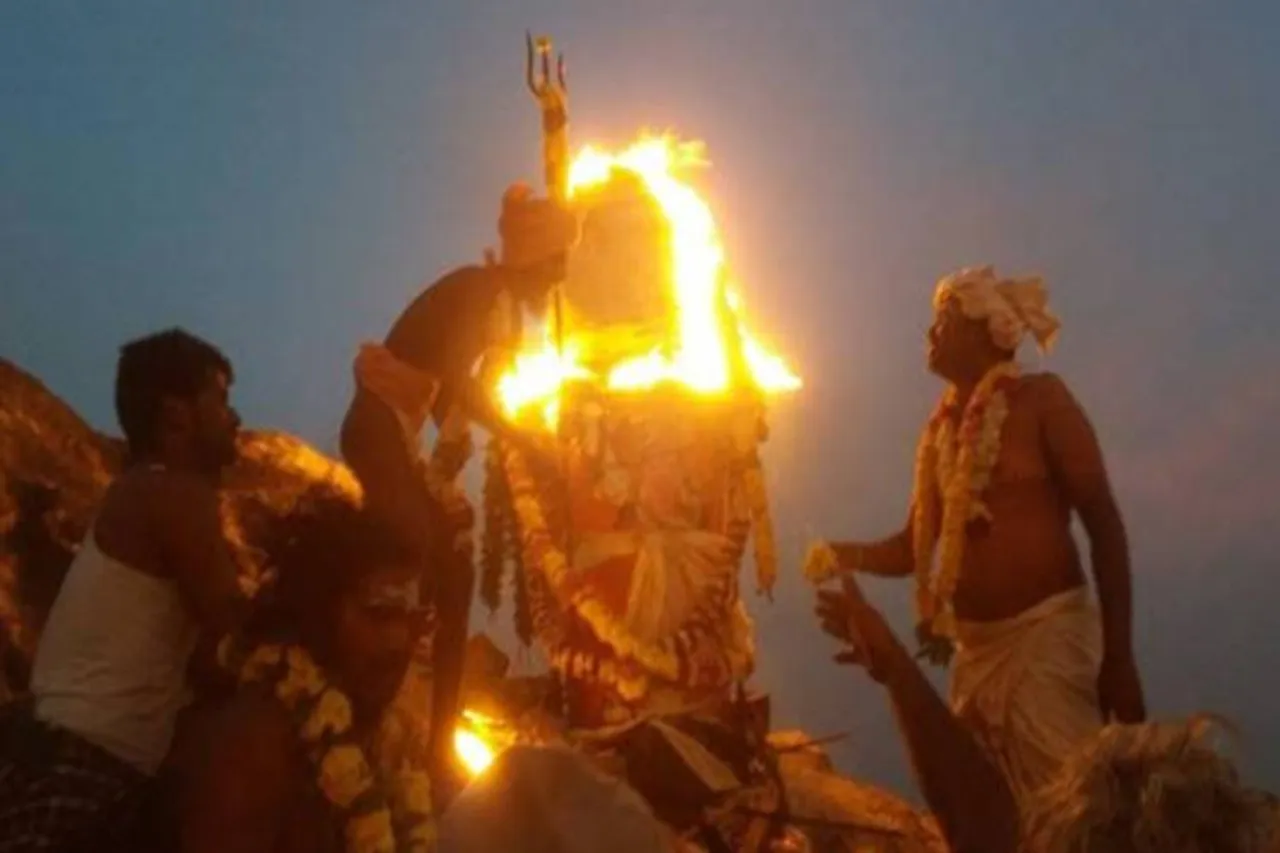 Plea to permit Karthigai month poojas at Velliangiri Rejected madras high court - வெள்ளியங்கிரி மலையில் மகா கார்த்திகை தீபம் ஏற்ற அனுமதி மறுப்பு - மனுவை தள்ளுபடி செய்த ஐகோர்ட்
