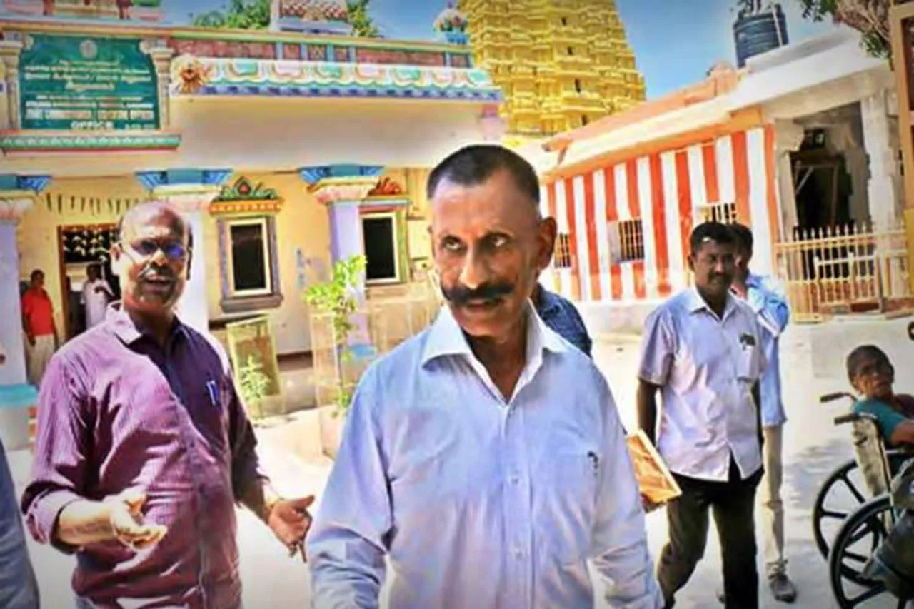 Madras High court advises pon manickavel to submit investigation documents - விசாரணை ஆவணங்களை முதலில் தமிழக அரசிடம் ஒப்படையுங்கள் - பொன்.மாணிக்கவேல்