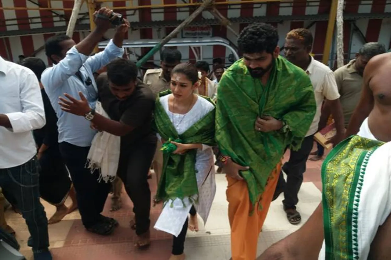 nayanthara temple visits vignesh sivan mookuthi amman thiruchendur - ஆன்மீகமா? ஆன்மீக அரசியலா? - நயன்தாராவை துரத்தும் அரசியல் சர்ச்சை