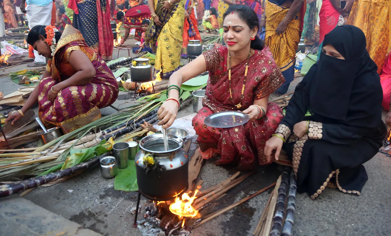 தாராவியில் கொண்டாடப்பட்ட சமத்துவ பொங்கல் ! புகைப்படத் தொகுப்பு