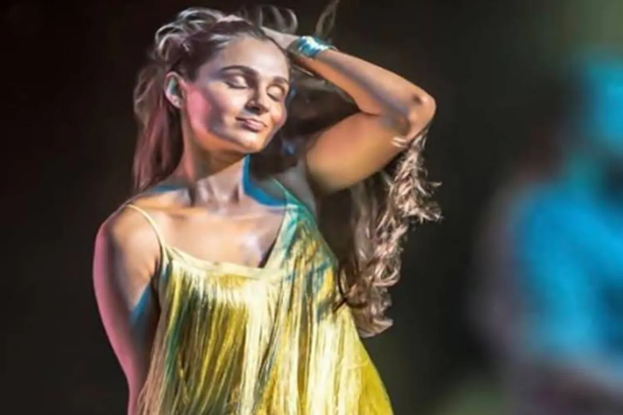 actress andrea jeremiah special photo gallery - அனிருத் முதல் திருமணமான நபருடன் இருந்த உறவு வரை - சர்ச்சைகளை சாதாரணமாக்கி சாதிக்கும் ஆண்ட்ரியா