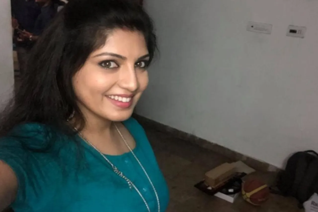 Papri Gosh special photo gallery - ஹோம்லி, கவர்ச்சி இரண்டிலும் ரசிகர்களை ஈர்க்கும் பாப்ரி கோஷ் - ஸ்பெஷல் புகைப்படங்கள்