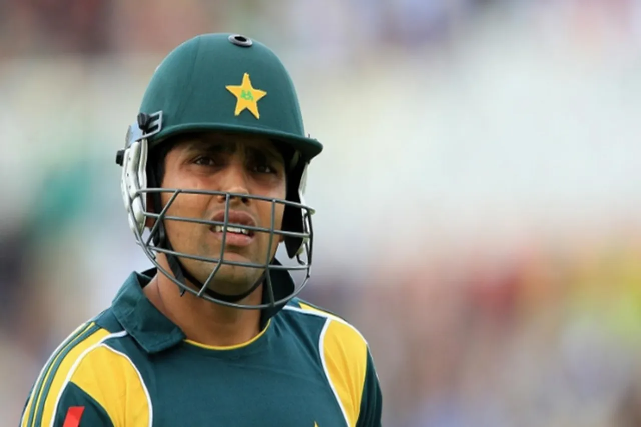 Kamran Akmal lashes out at PCB selectors Should I go and perform in India - 'நான் இந்தியாவுக்கு சென்று விளையாடினால் என்னை பரிசீலிப்பார்களா?' - பாக்., வீரர் கம்ரான் அக்மல் வேதனை