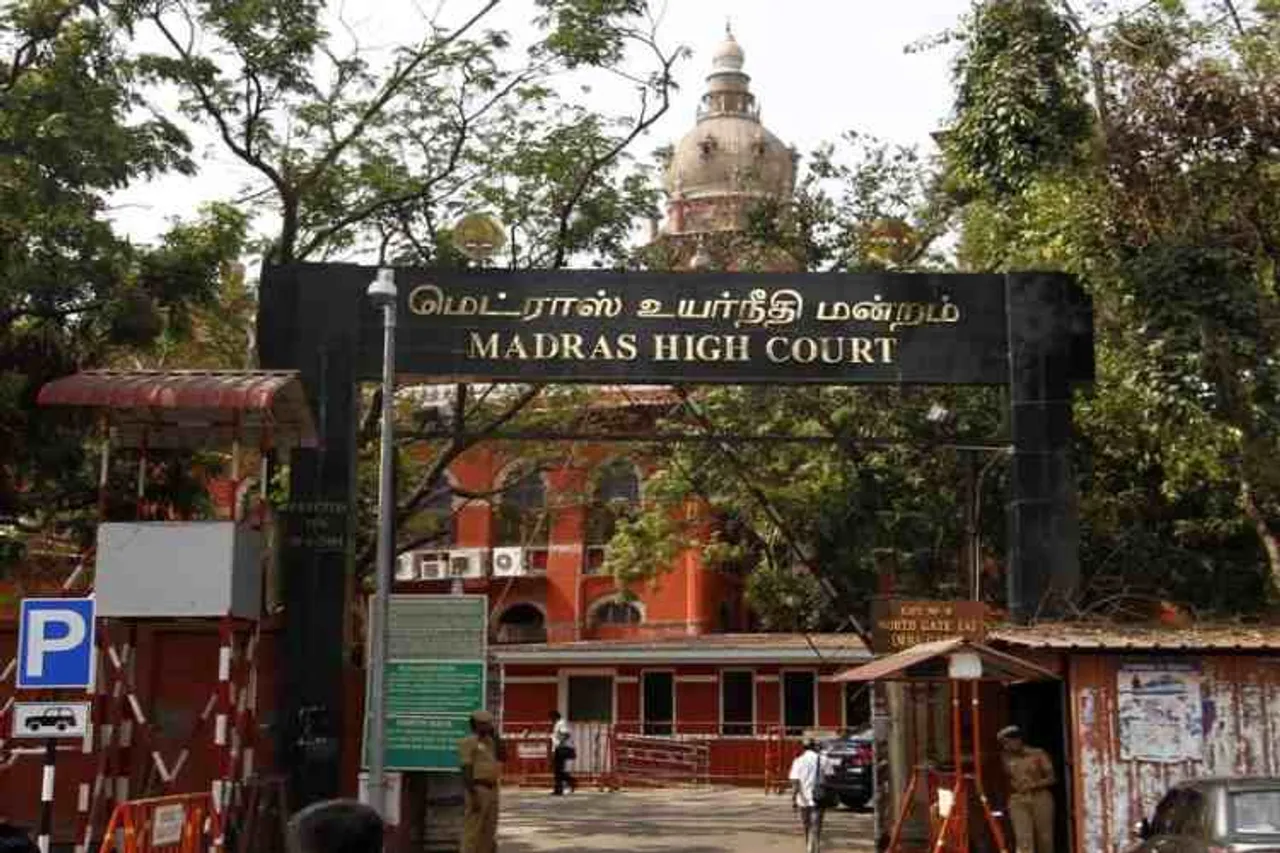 chennai, chennai high court, fake journalist, press card, assets, tamil nadu government, police, politicians